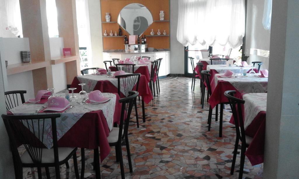 Hotel Buda Белариа-Игеа Марина Екстериор снимка